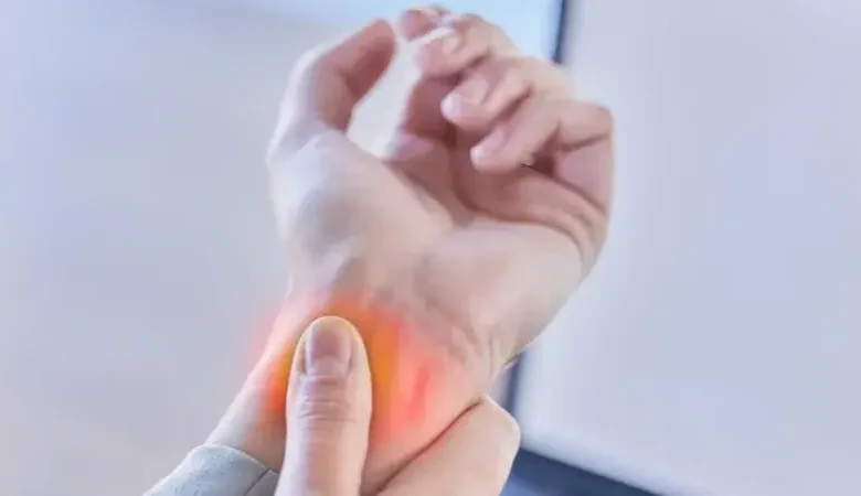 Carpal Tunnel Syndrome: Causes, Symptoms, and Effective Physiotherapy Management