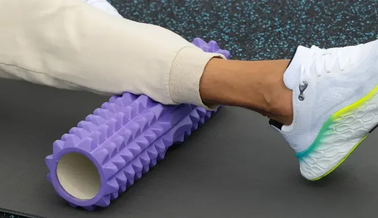 Foam Rolling vs. Stretching: What’s Better for Athletes?