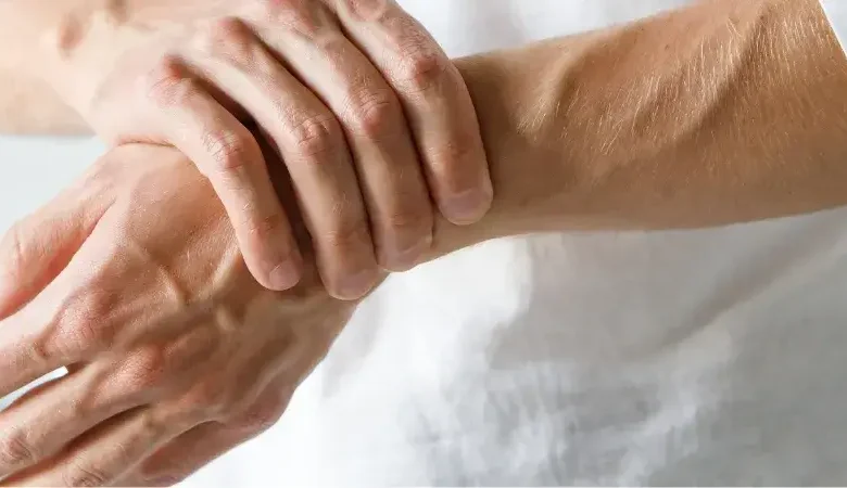 Guitar Player Injuries Treatment and Prevention Guide in Ottawa