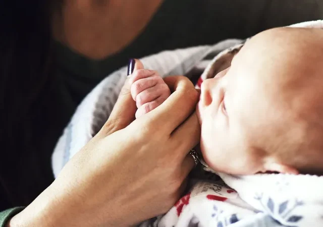 Lactation Support and C-Section Recovery: Ottawa Physiotherapy Guide